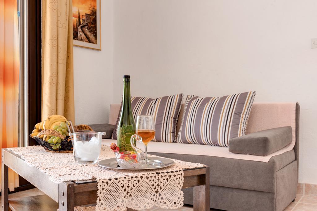 Majda Apartment *