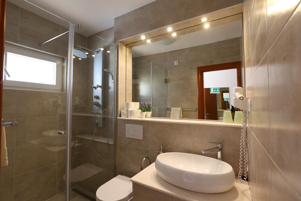 Majda Apartment *